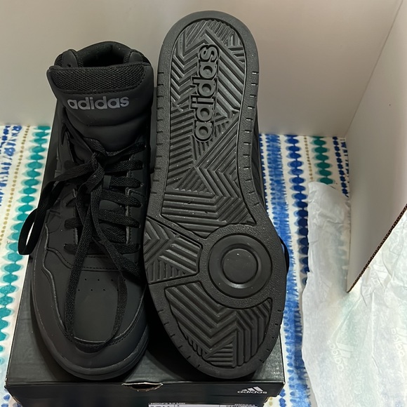 New adidas HOOPS 3.0 Mid Black men’s shoes - Picture 4 of 7